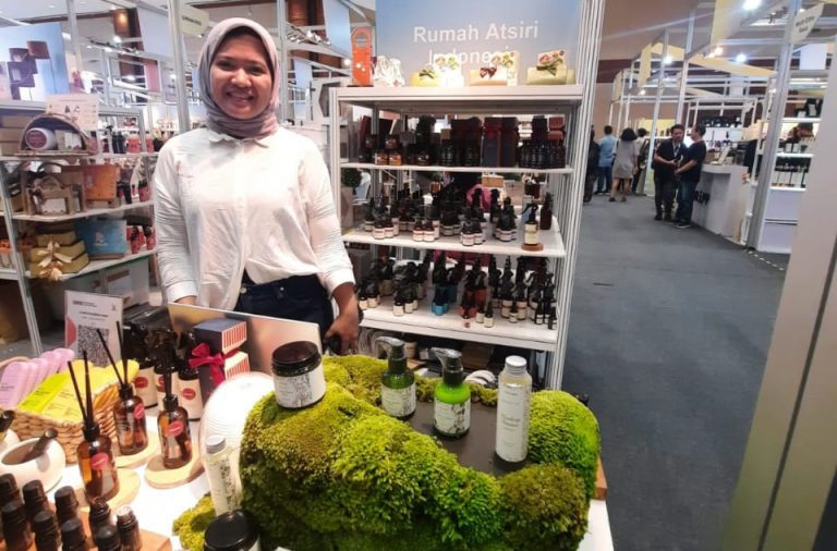 UMKM EXPO(RT) BRILIANPRENEUR 2023: Ajang Atsiri Kenalkan Aromatic Wellness Asli Indonesia