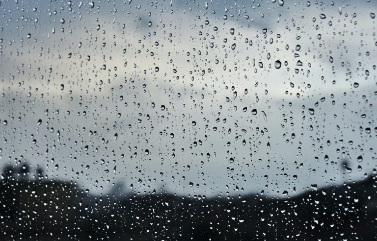 Hujan Terus, Simak Ramalan Cuaca BMKG Rabu 17 Januari 2024