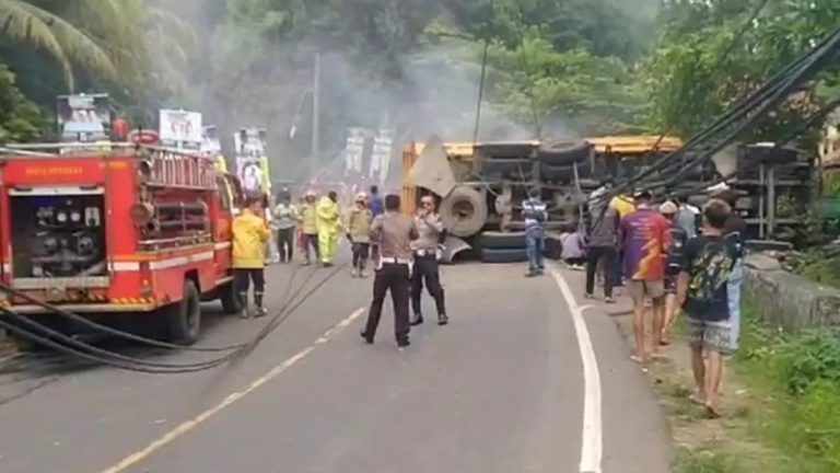 Tragedi Maut di Tanjakan Cibokor: Dua Pengendara Motor Tewas Tersengat Aliran Tinggi