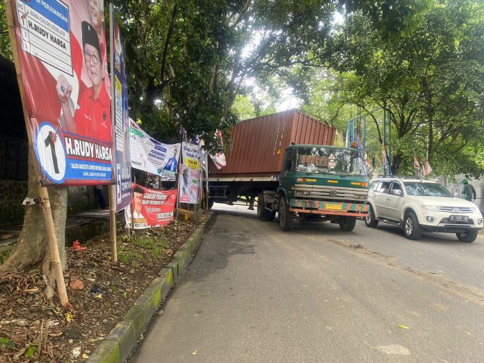 truk batutulis Bogor