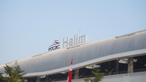 Akses Tol Stasiun KCIC Halim Ditutup Permanen