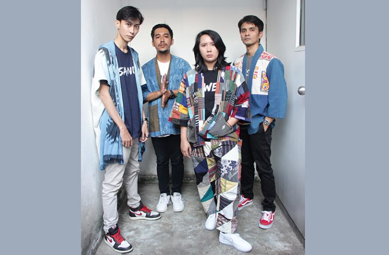 Profil Antartick Band Indie Rock Asal Bogor, Gandeng Musisi Indonesia hingga Mancanegara