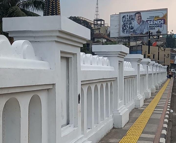 Dinding Jembatan Otista Bolong, Ini Kata Kepala Dinas PUPR Kota Bogor