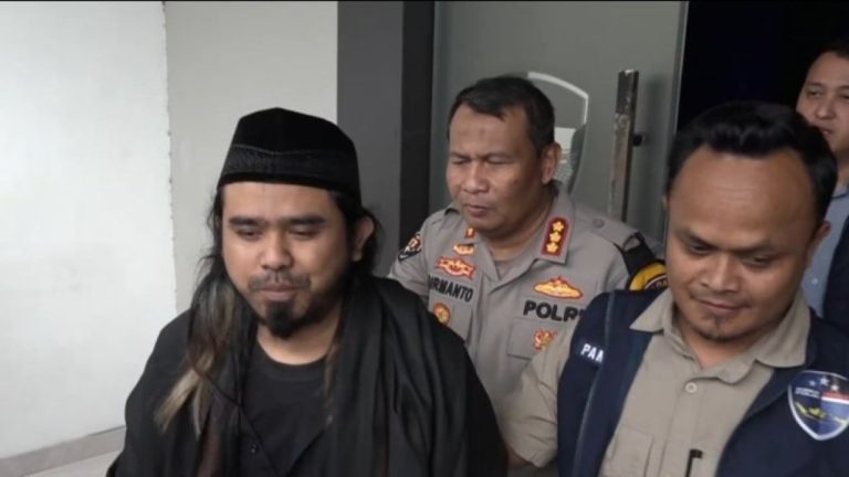 Ngonten Halal Tukar Pasangan Suami-Istri, Gus Samsudin Ditangkap Polisi