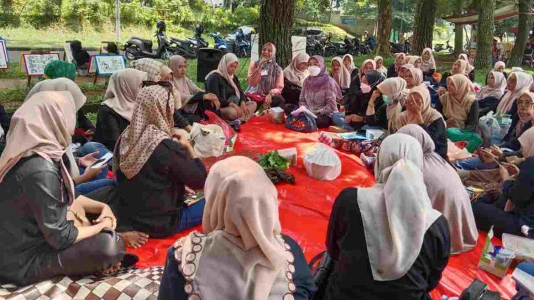Rapat Sosialisasi Lokakarya Mini Triwulan Puskesmas Kelurahan Cibadak Berlangsung Guyub 