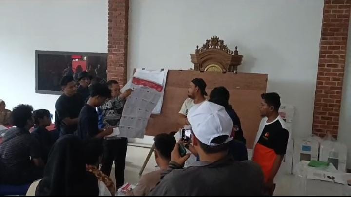 Viral Dugaan Manipulasi Suara di Tajurhalang, Ketua PPK Buka Suara