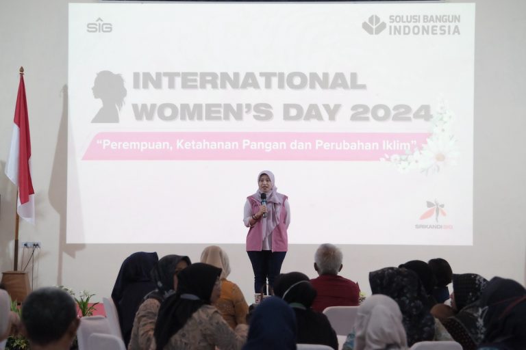 Hari Perempuan Internasional 2024, SBI Pabrik Narogong Dorong Kelompok Binaan Tetap Tangguh Atasi Tantangan Perubahan Iklim