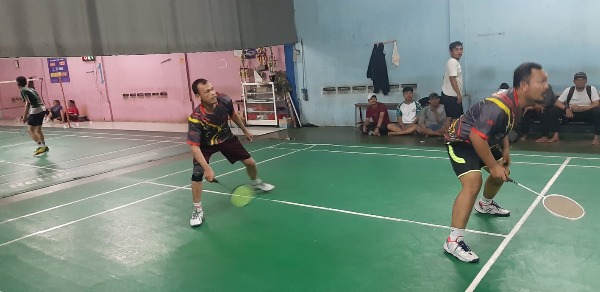Turnamen Ramadhan Cup Gor Tirta Karya 2024:  Bahuy/Bule Tantang Acuy/Towe