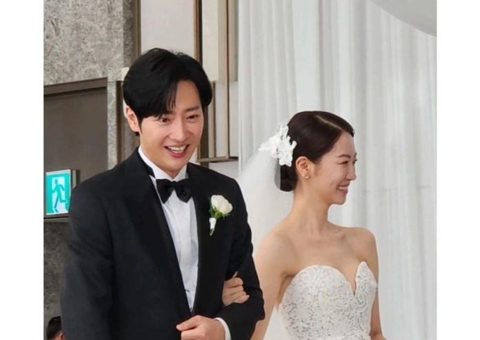 Lee Sangyeob menikah