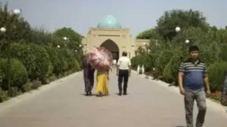 Agama Warga Negara Uzbekistan dan Mayoritasnya