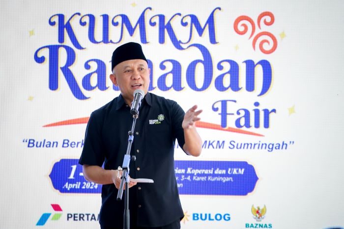 MenKopUKM Resmikan Gelaran KUMKM Ramadan Fair 1445 H dan Gerakan Zakat