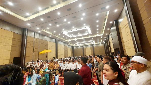 Perhimpunan INTI dan BiglandOtel Sentul Ajak 1000 Kaum Dhuafa Buka Puasa Bersama Shinta Nuriyah Wahid