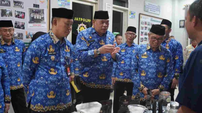 Tiga Bulan Pimpin Kabupaten Bogor,  Asmawa Tosepu Tekankan Soal Pelayanan.