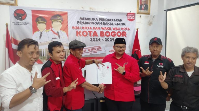 Andrian Dimas Prakoso Resmi Mendaftar Sebagai Calon Wali Kota Bogor di PDI Perjuangan