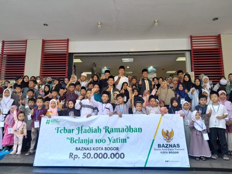 Tebar Kebahagiaan, BAZNAS Kota Bogor Ajak 100 Yatim Belanja untuk Lebaran