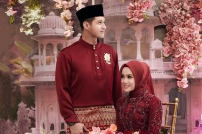 Dea Sahirah Siapa? Ini Profil Calon Istri Chand Kelvin