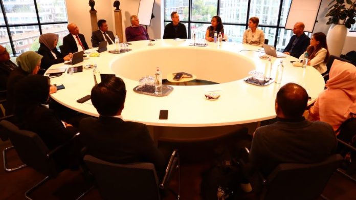 MenKopUKM Teten Masduki melakukan pertemuan dengan Rabo Foundation, di Utrecht, Belanda