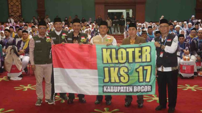 Pemkab Bogor Lepas 432 Jamaah Haji Kloter 17 jks