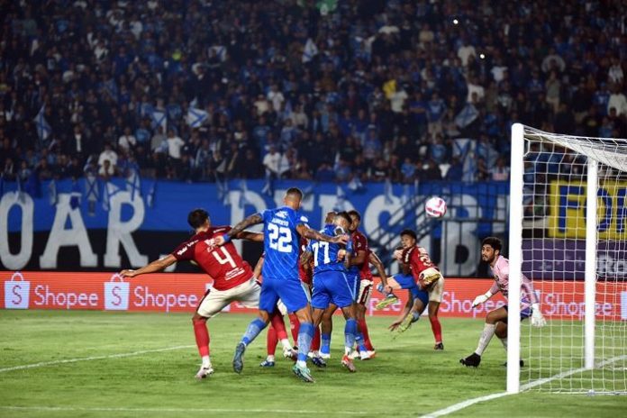 Persib vs Bali United