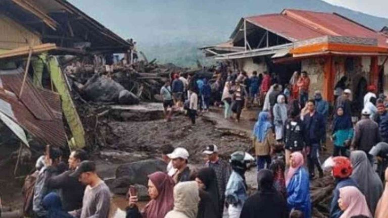 Update Banjir Bandang Sumatera Barat, Korban Tewas 41 Orang! 