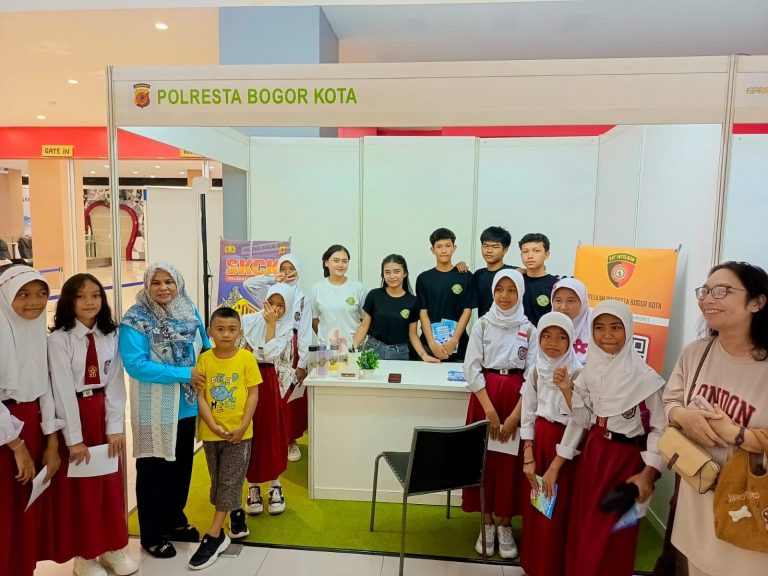 SKCK Goes To School: Bahas Anti-Tawuran dan Anti-Bullying di Bogor Edu Fair 2024