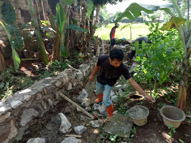 Kades Ciadeg Geram, Proyek Saluran Irigasi Tanpa Basa-basi Kangkangi Pemdes