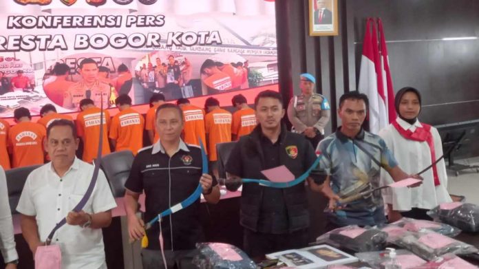 Satreskrim Polresta Bogor Kota Amankan 12 Pelajar Pelaku Tawuran Maut