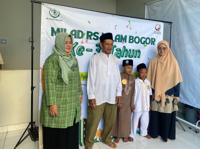 33 Anak Yatim dan Dhuafa Ikut Khitan Massal di RS Islam Bogor