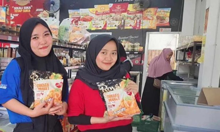 Beli Royal Chicken, Gratis Chicken Nugget Crunchy Ke Redbox Frozen Food