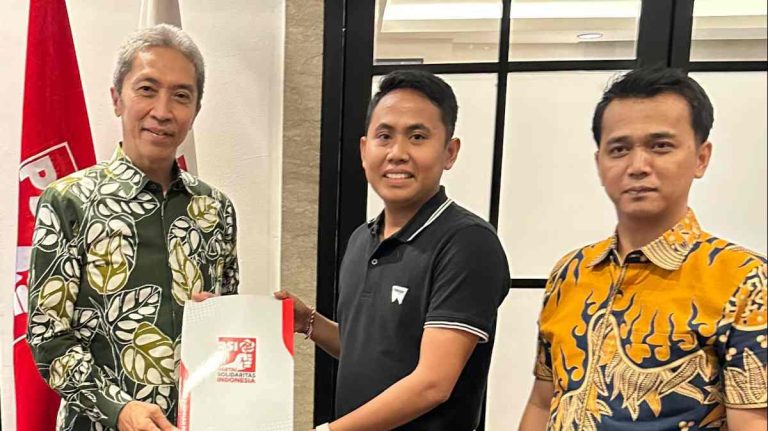 Dedie A Rachim Terima Surat Tugas Calon Wali Kota Bogor dari DPP PSI
