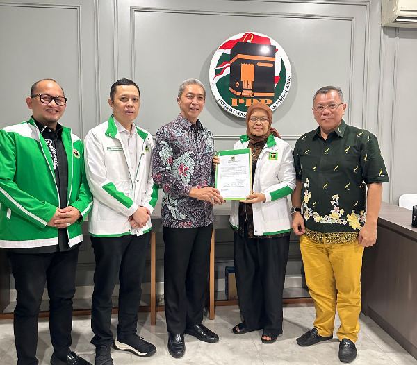 Dedie A Rachim Terima Surat Tugas Calon Walikota Bogor 2024 dari PPP