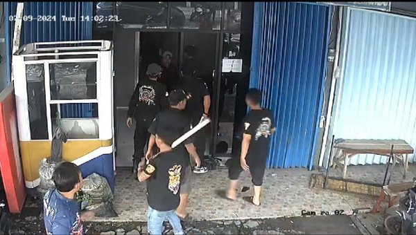 Sejumlah Orang Mengobrak-abrik Kantor Swasta di Bogor Utara
