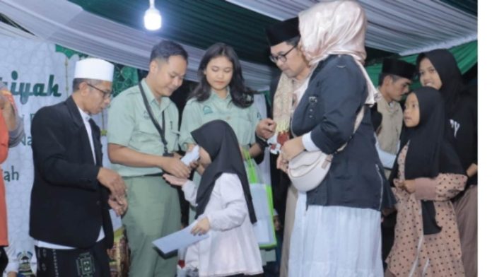 Taman Safari Bogor Salurkan CSR, Santuni 320 Anak Yatim di Desa Cibeurem Kecamatan Cisarua