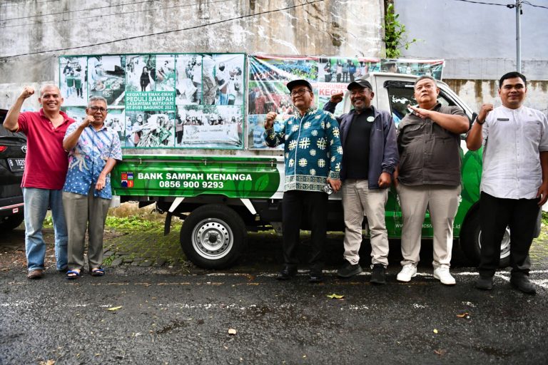 KemenKopUKM dan WWF Indonesia Dorong Lembaga Bank Sampah Berbadan Hukum Koperasi