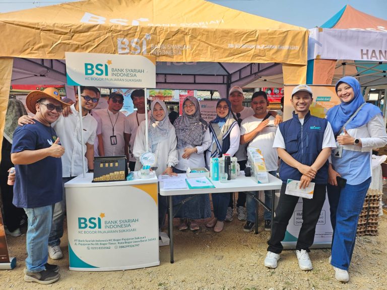 BSI Meriahkan Festival Ayam dan Telur: Layanan Kesehatan Gratis dan Transaksi Digital