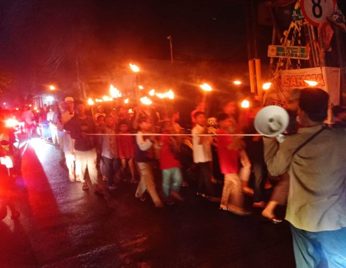 Kampung Mandala Sari Pawai Obor 