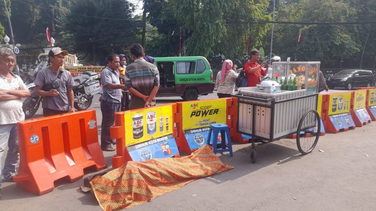 Pedagang Siomay Meninggal Mendadak di Lawang Surya Kencana, Diduga karena Ini