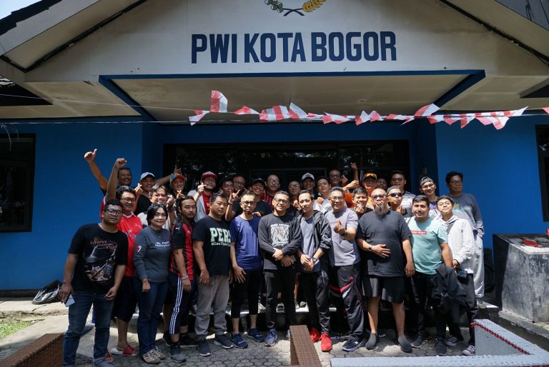 Jumat Sehat, PJ Walikota Kota Apresiasi Kekompakan di PWI Kota Bogor