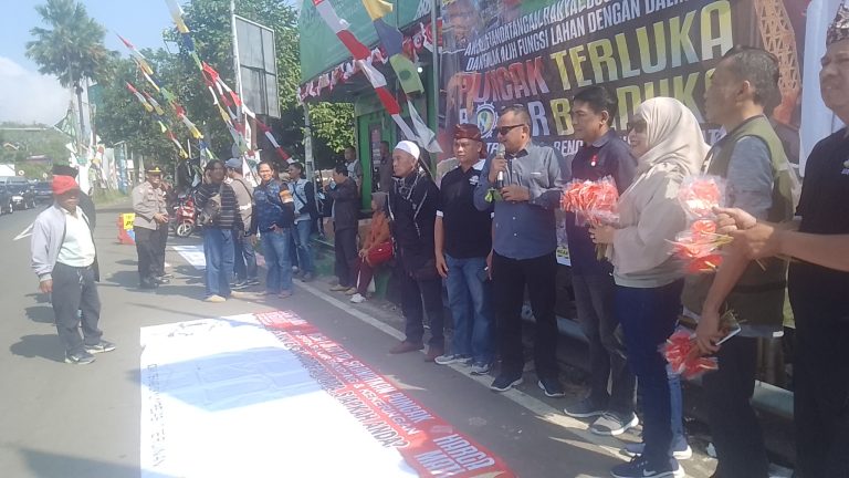 H Mulyadi Konsisten Kawal Puncak, Warga Kumpulkan Sejuta Tanda Tangan