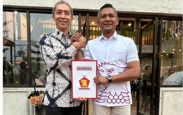 Partai Gerindra keluarkan surat rekomendasi pasangan untuk Calon Wali Kota Bogor dan Wakil Wali Kota Bogor, Dedie A Rachim dan Jenal Mutaqin maju di Pilkada 2024.