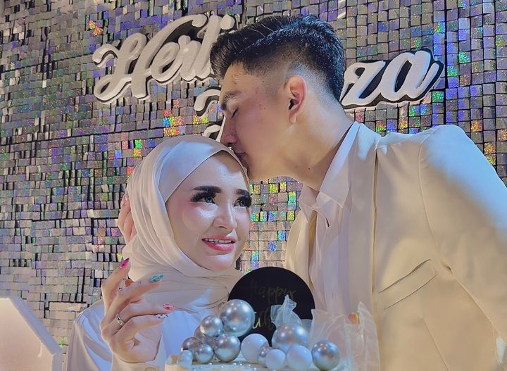 Dijuluki Barbie Asal Aceh, Herlin Kenza Viral Lagi Setelah Dinikahi Model Ganteng