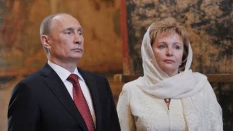 Kisah Istri Vladimir Putin yang Jarang Terekspos dan Perjalanan Cintanya