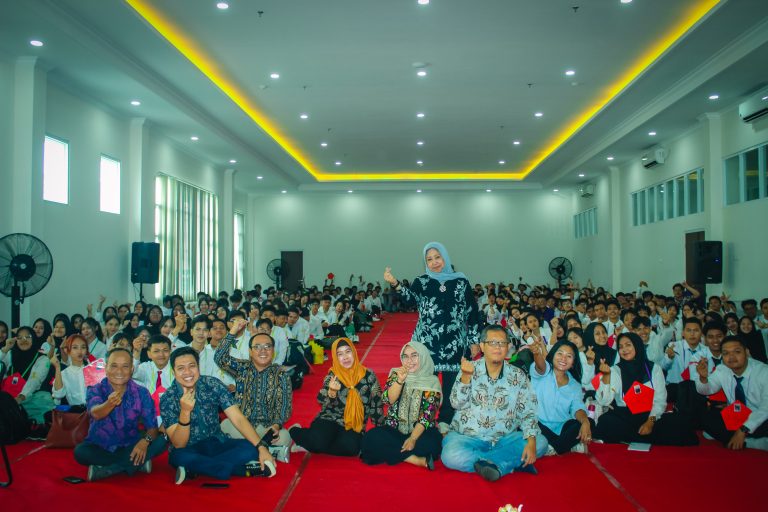 Fakultas Hukum Unpak Bogor Sukses Gelar PKKMB