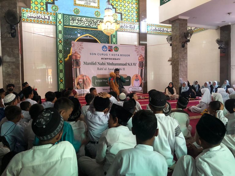 SD Negeri Curug 1 Kota Bogor Gelar Peringatan Maulid Nabi Muhammad SAW dengan Pendekatan Kreatif