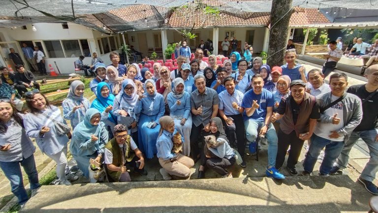 Dedie A Rachim Gelar Ngopi Bareng Pecinta Kucing, Bahas Fasilitas Kesehatan Hewan di Bogor