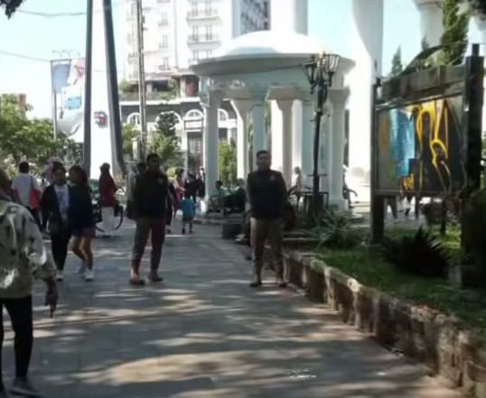 Melanggar Aturan Pedestrian, Satpol PP Bogor Bubarkan PKL di SSA