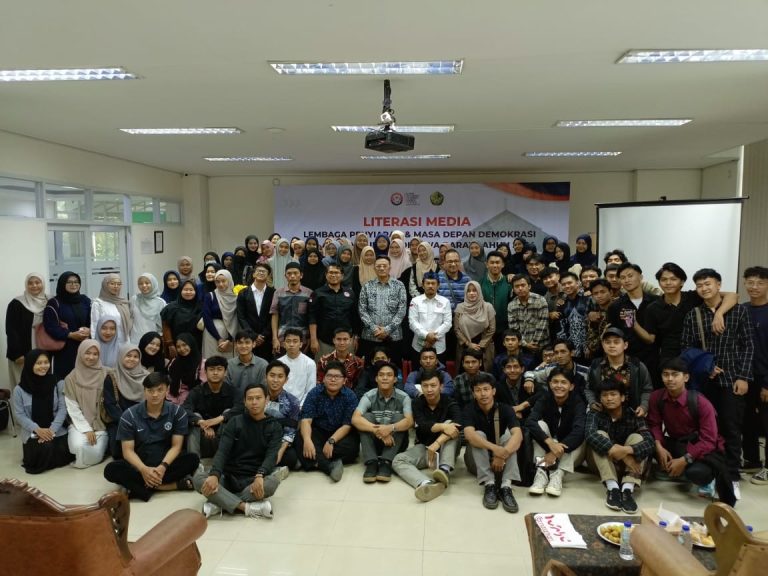 KPID Jawa Barat-KPI UIKA Bogor Gelar Seminar Literasi Media