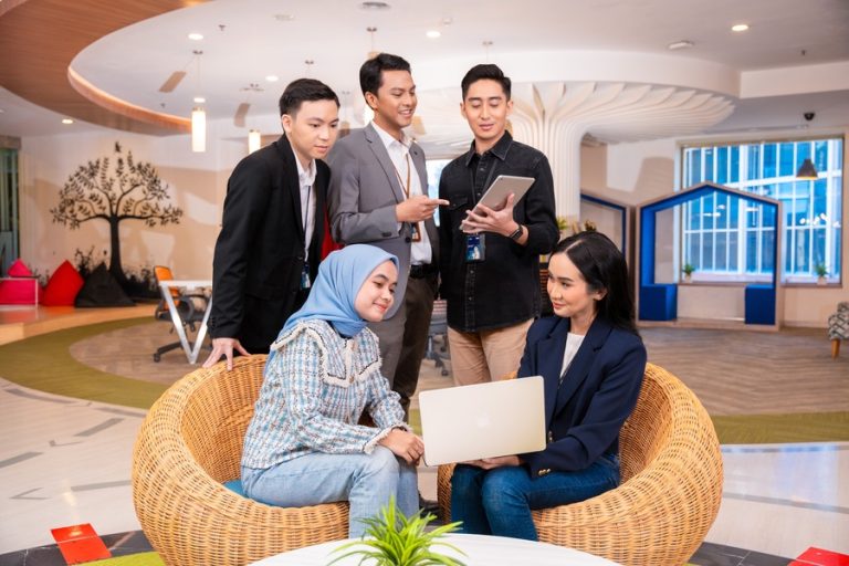 Berhasil Jalankan Program Transformasi, Human Capital BRI Raih Indonesia Distinguished Human Capital Leader Awards 2024