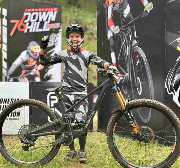 Ateng B -Boy Sabet Juara Umum Nasional 76 Indonesian Downhill 2024