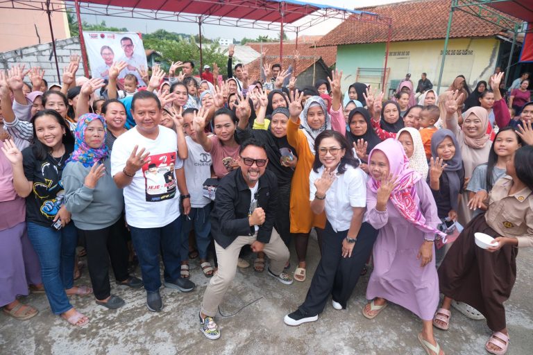 Ajak Masyarakat Makan Bakso Bareng, Rena Da Frina: Jangan Golput Ya!